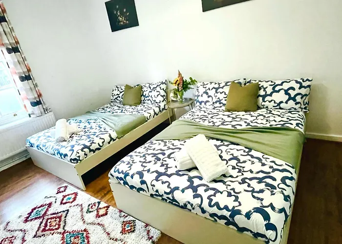 Shoreditch Rooms Near Tower Bridge